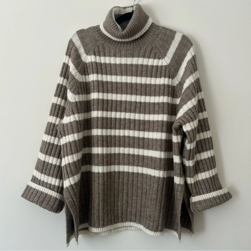 H&M Rib-Knit Turtleneck Long Sleeve Striped Boxy Sweater - Picture 2 of 9